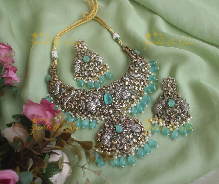 Grand Elephant carved Victorian AD necklace with pearls and white beads - White