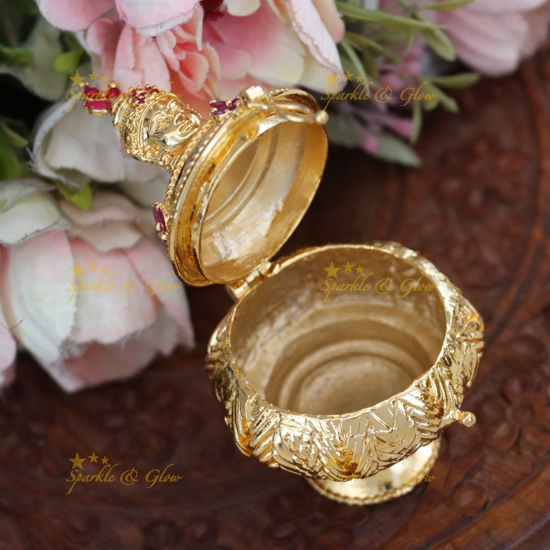 Exquisite Gold-Plated Kumkum Box for Festive Celebrations