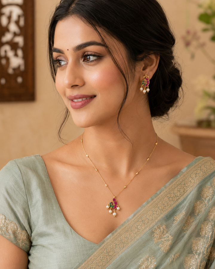 Exquisite Peacock Gold Necklace Set - Radiate Grace