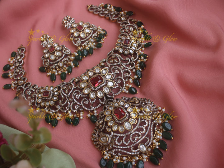 Statement floral leaf design Victorian AD necklace with red stones and green beads