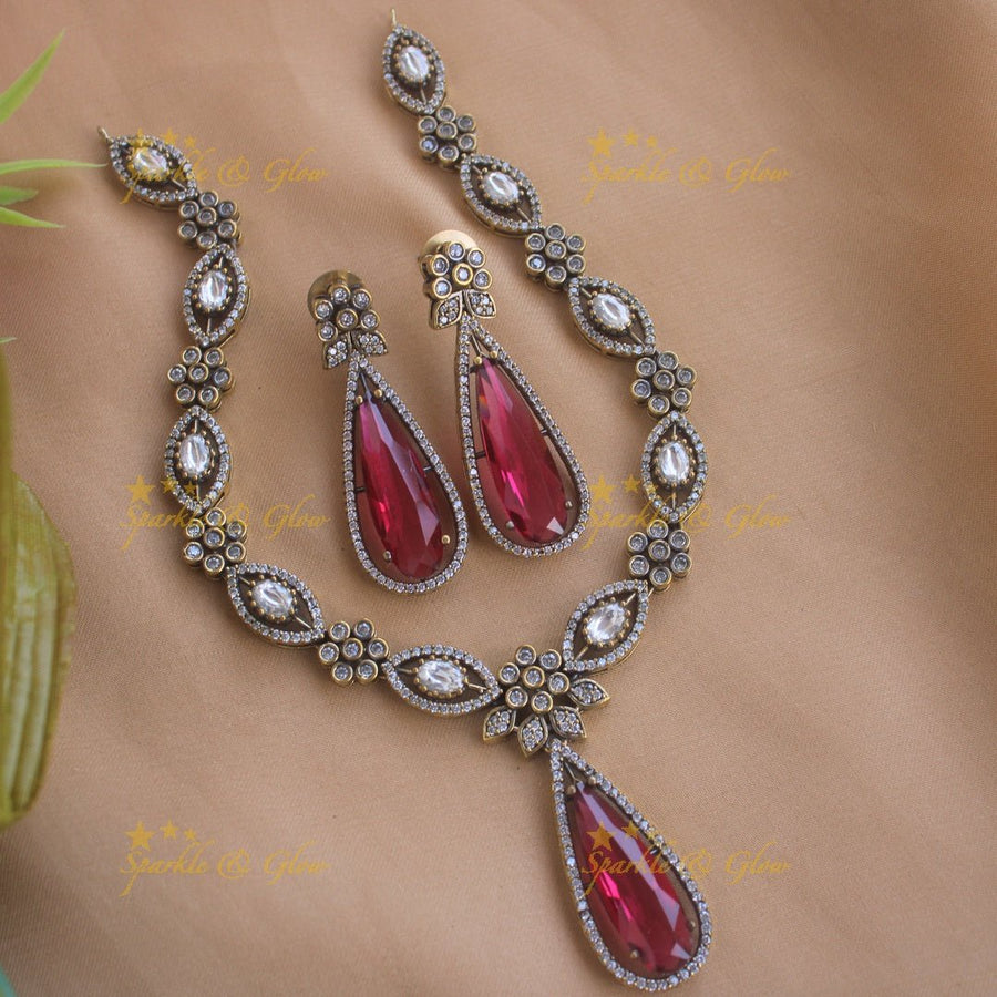Stunning Floral and leaf design Victorian AD short necklace - Sparkle and Glow - Back Thread - 