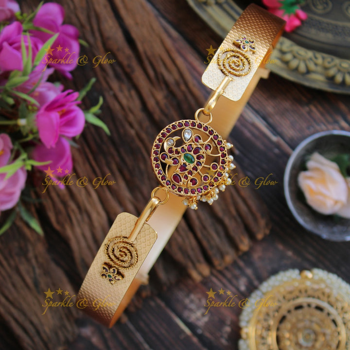 Gold alike Peacock pendent type plain hipbelt - Gold Beads