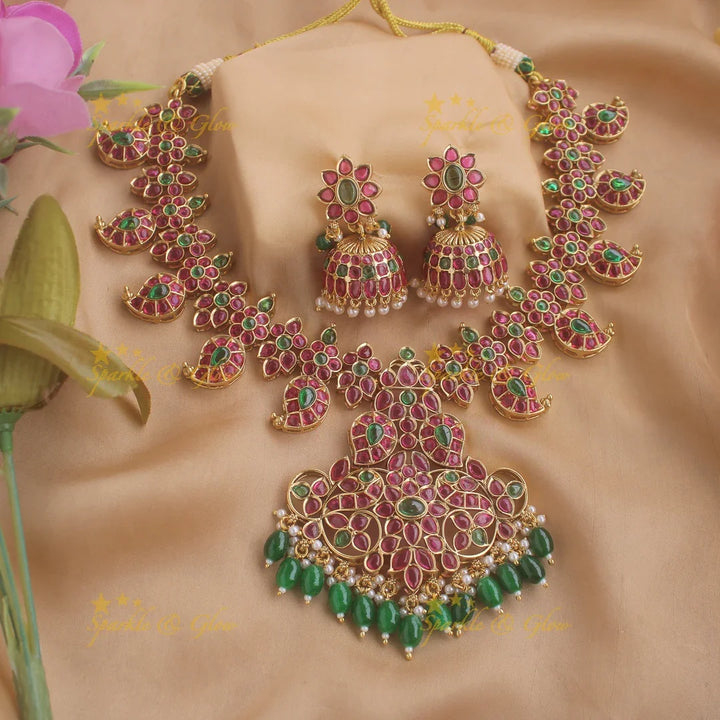 Beautiful floral Mango kemp short necklace with green beads and kemp stones - Sparkle and Glow