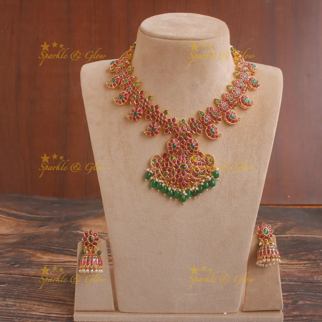 Beautiful floral Mango kemp short necklace with green beads and kemp stones - Sparkle and Glow