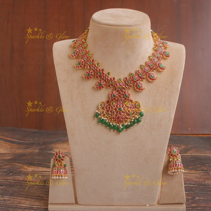 Beautiful floral Mango kemp short necklace with green beads and kemp stones - Sparkle and Glow