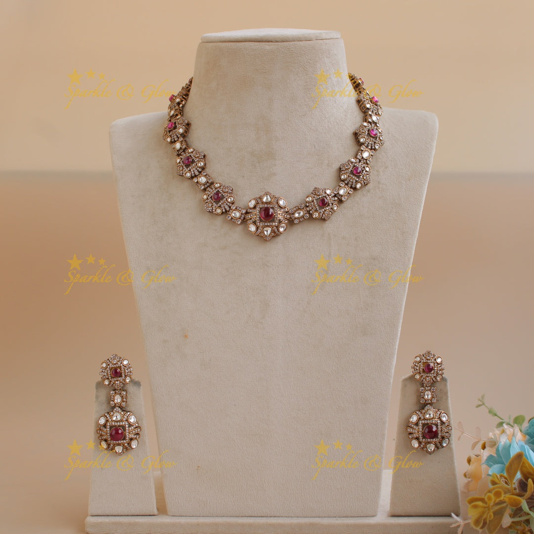 Beautiful floral design victorian AD short necklace with ruby - red