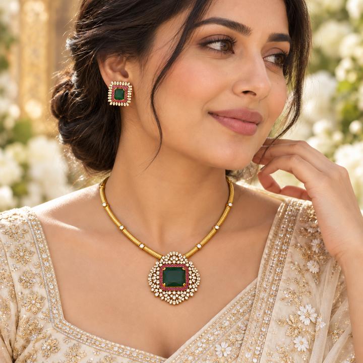 Exquisite Gold-Plated Green Gem Necklace Set - Sparkle & Glow