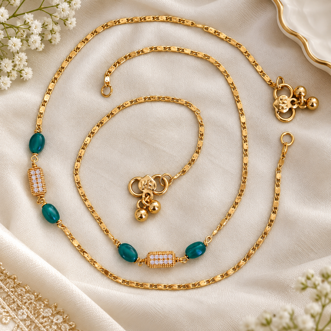 Graceful Green Festive Anklet for Special Occasions