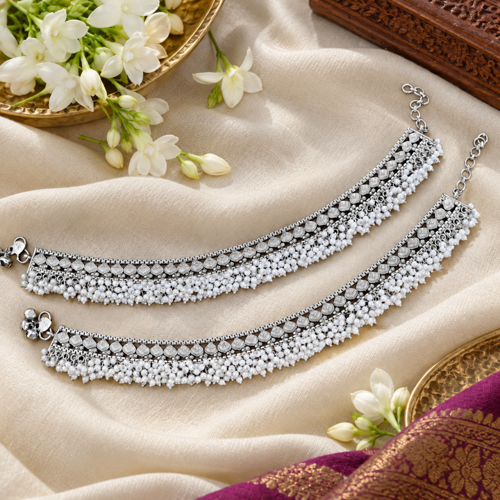 Dazzling  Anklet for Festive Elegance