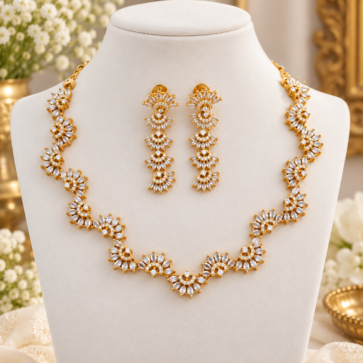 Exquisite Short Gold Necklace Set for Festive Elegance