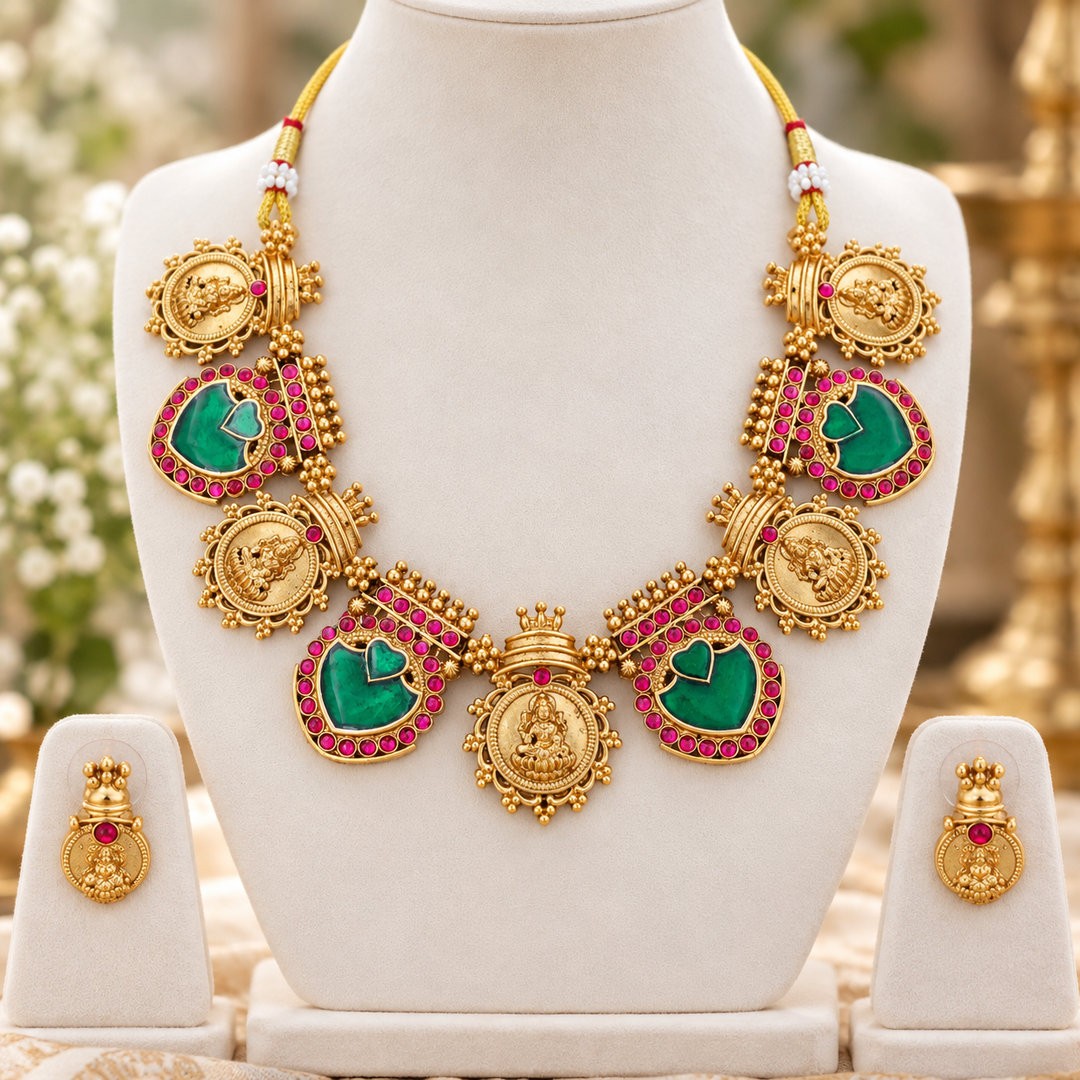 Stunning Kerala Gold Short Necklace - Perfect for Weddings