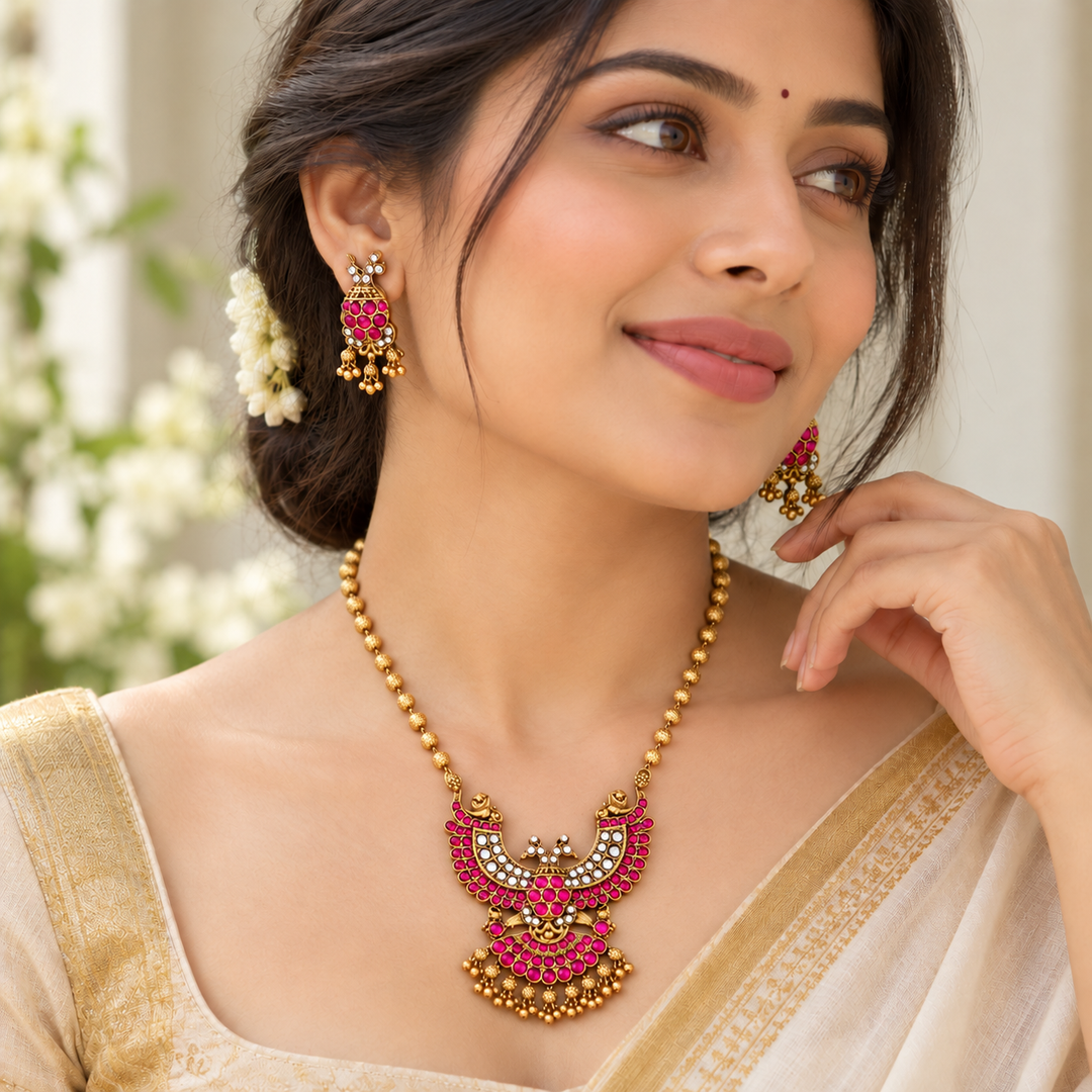 Timeless Gold Imitation Necklace for Weddings
