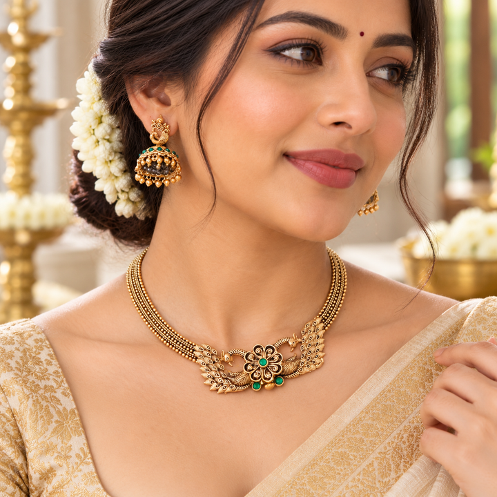 Exquisite Gold Tone Festive Necklace for Weddings