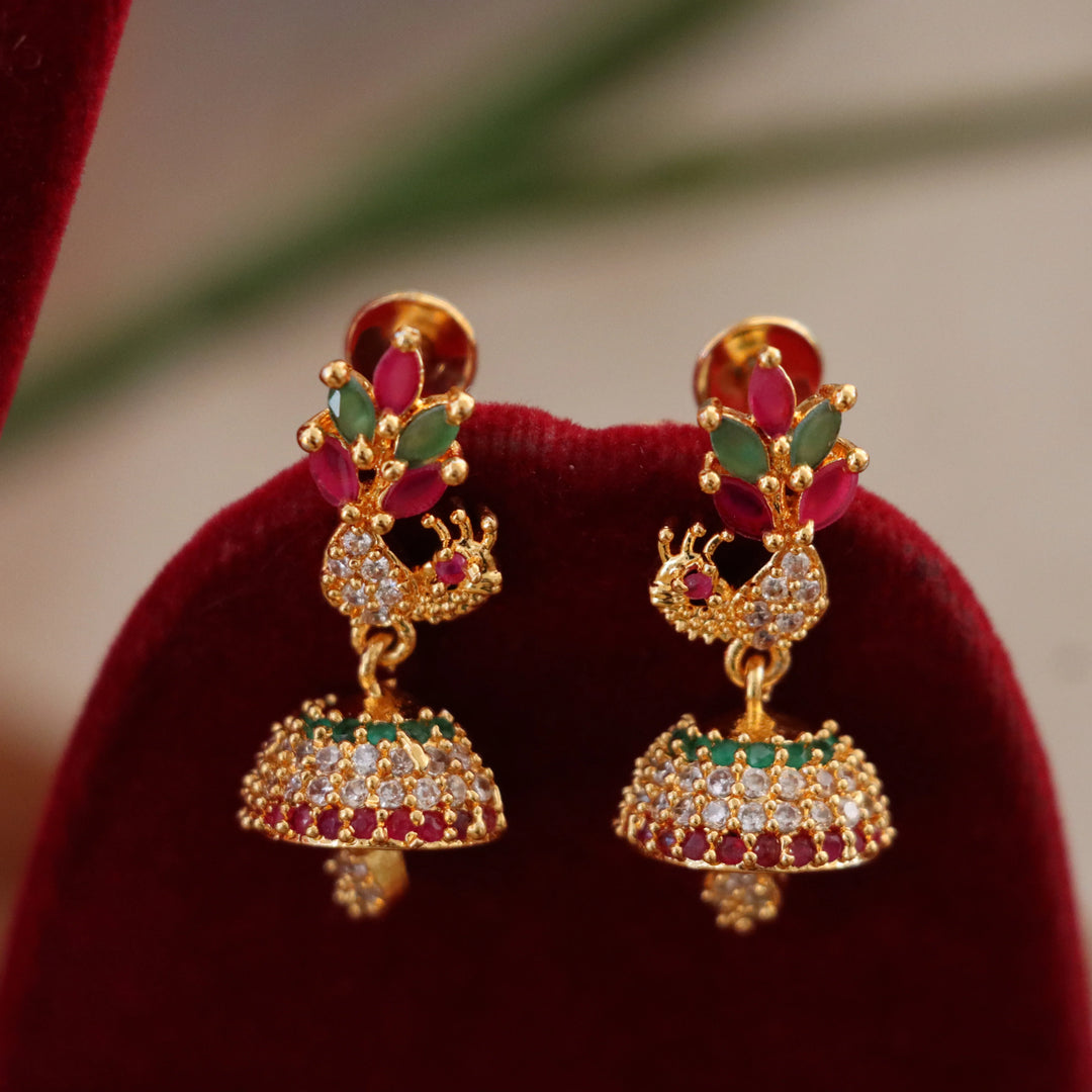 Pearl Gold Lotus Necklace Set - Festive Elegance