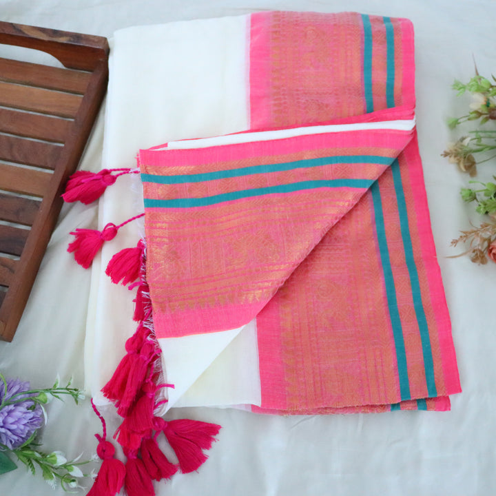 Exquisite Mul Mul Cotton Kerala Saree for Festive Elegance