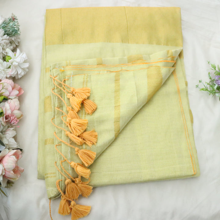 Elegant Kerala Metallic Mul Mul Cotton Saree