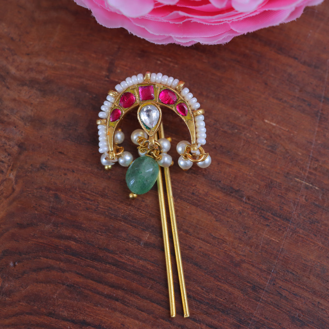 Exquisite Jadau Gold Hair Pin for Bridal Elegance