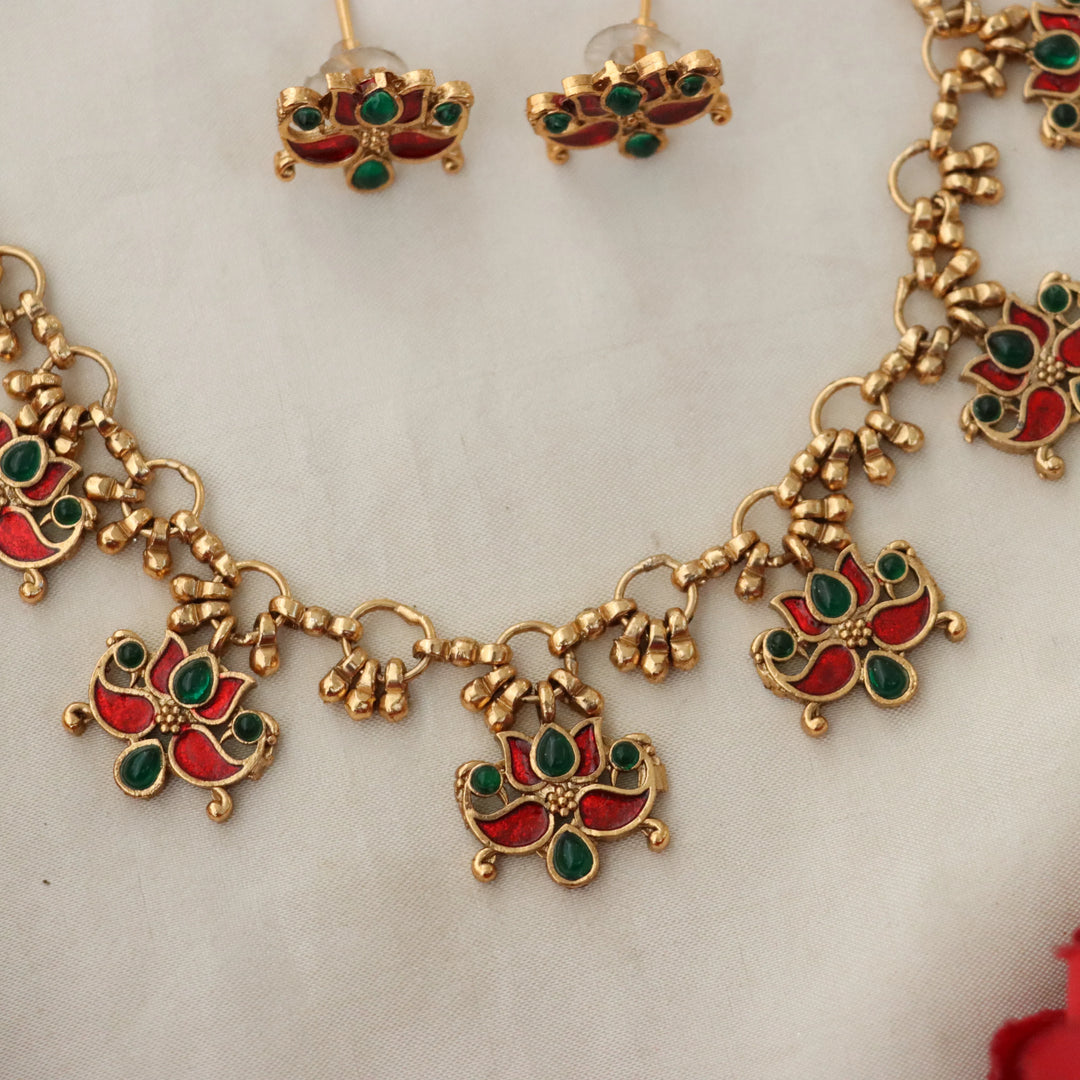 Exquisite Gold Plated Festive Necklace for Celebrations