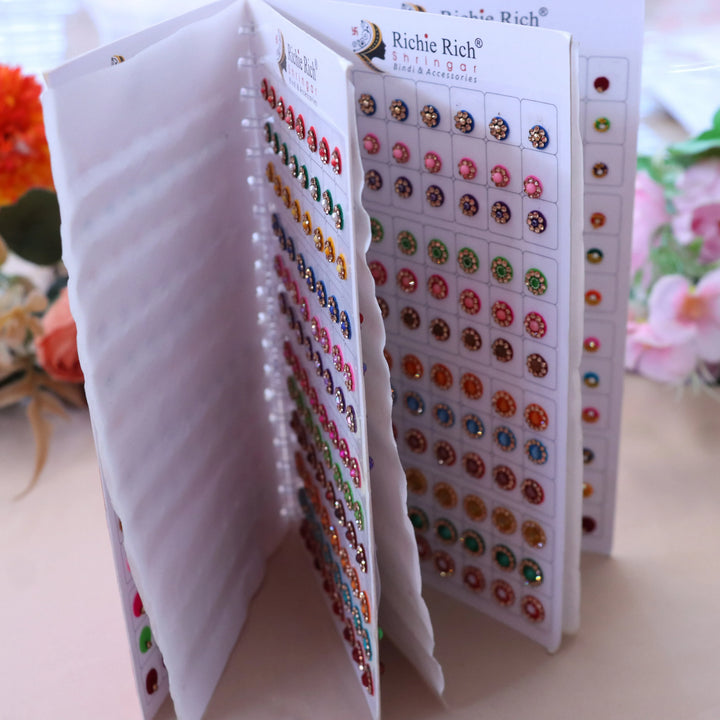 Elegant Richie Rich Festive Bindi Set Online