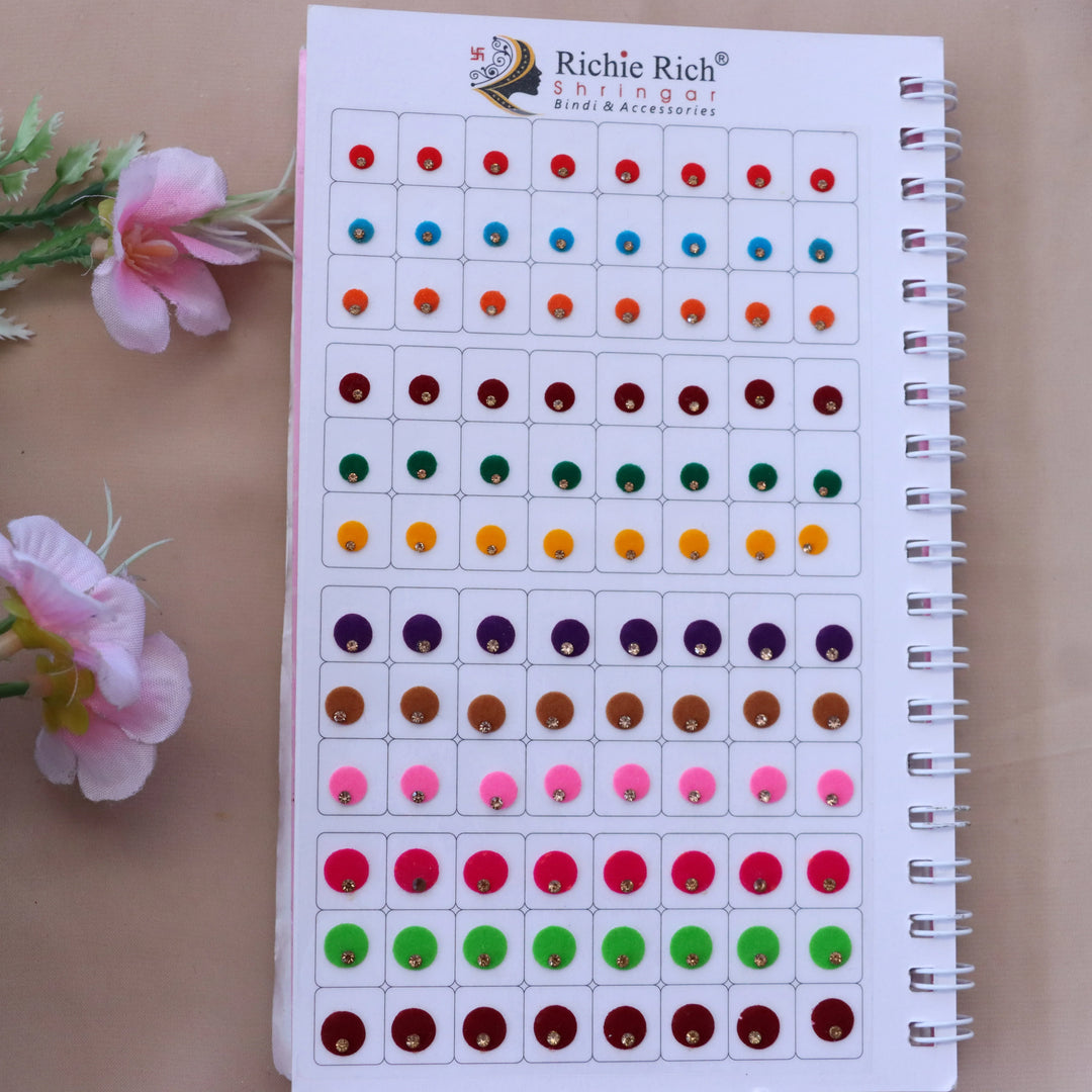 Elegant Richie Rich Festive Bindi Set Online