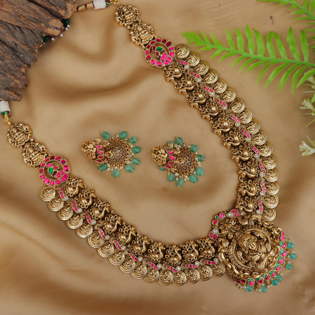 Stunning Temple Jewellery Necklace for Festive Radiance