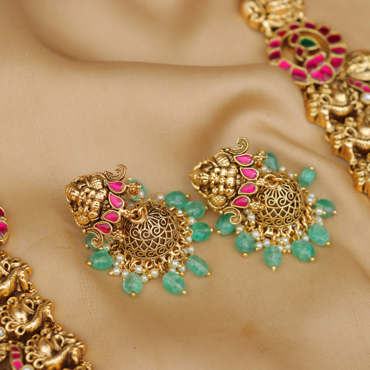 Stunning Temple Jewellery Necklace for Festive Radiance