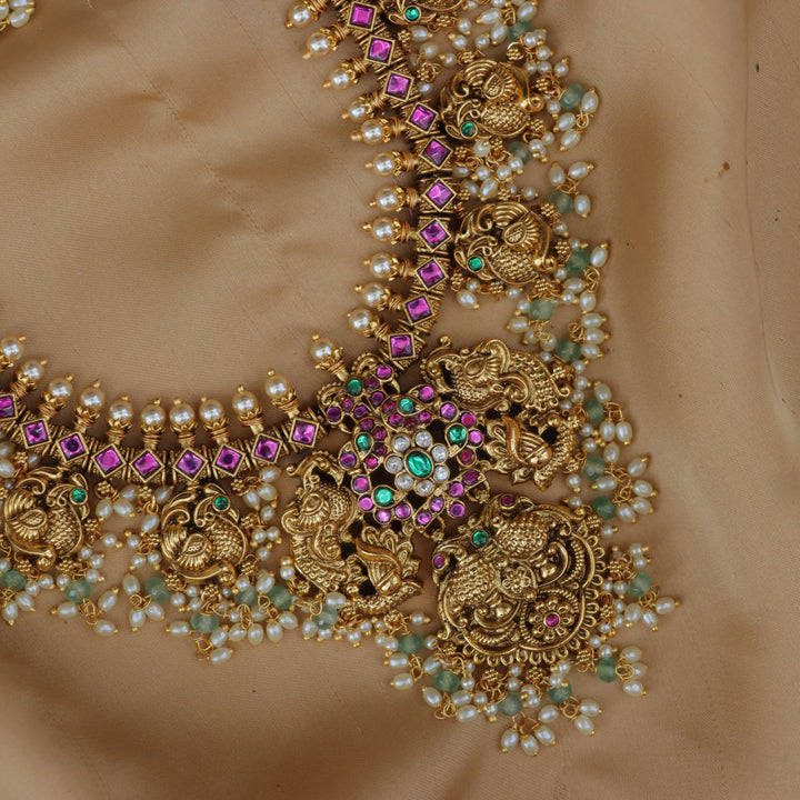 Exquisite Gold Necklace Set for Celebrations