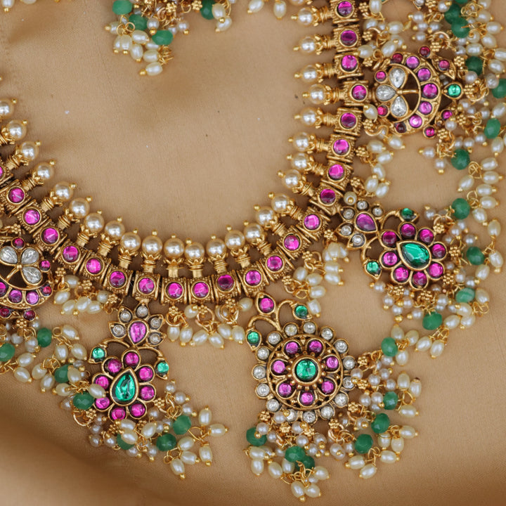 Exquisite Gold-Toned Necklace for Festive Celebrations