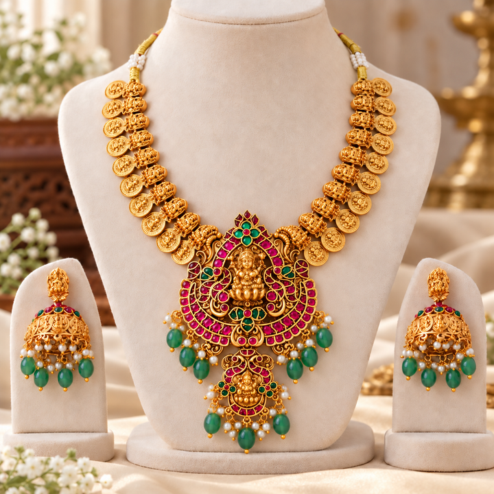 Regal budgeted Gold Necklace Set for Weddings