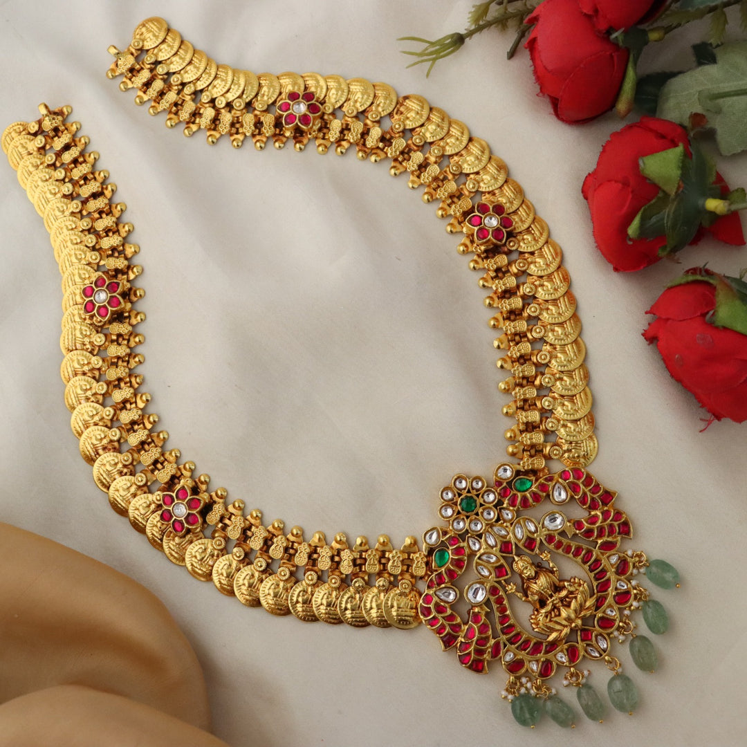 Exquisite Gold Temple Necklace for Bridal Elegance