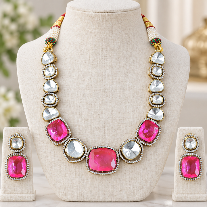 Victorian AD Kundan Short Necklace in Geometric Green