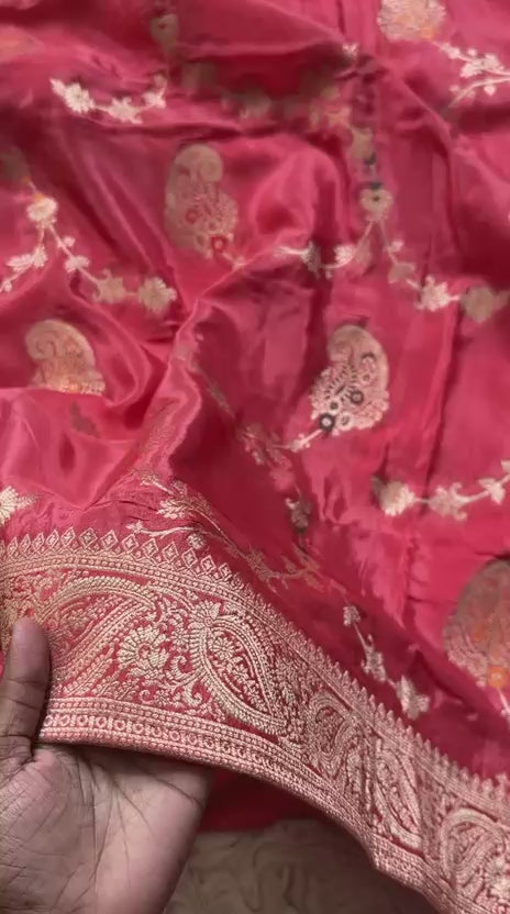 Exquisite Chinnon Crepe Silk Saree – Latest Collection